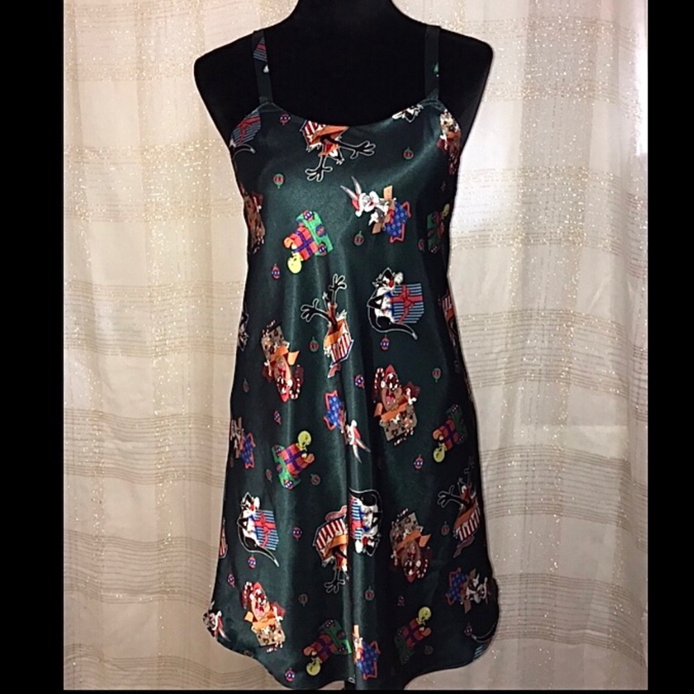 Vintage LooneyTunes Night Gown